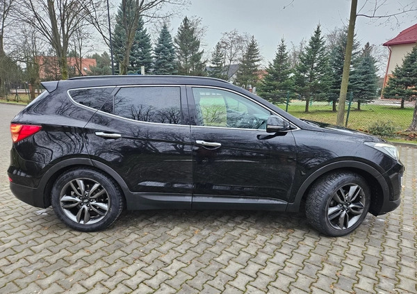 Hyundai Santa Fe cena 70110 przebieg: 217000, rok produkcji 2015 z Kielce małe 379